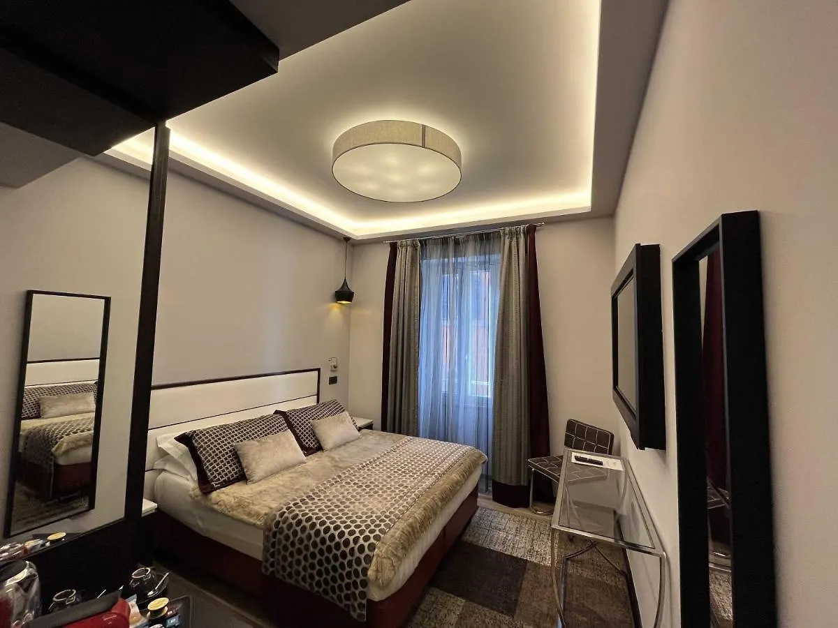 Flaneur Suites Corso Ρώμη 0*,