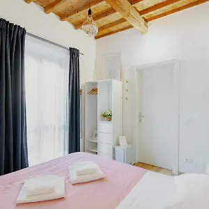 https://florence-davids-guesthouse.it-tuscanyhotel.com