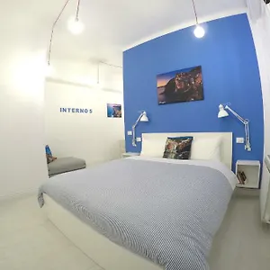 https://interno5-apartment.hotelitalianriviera.com