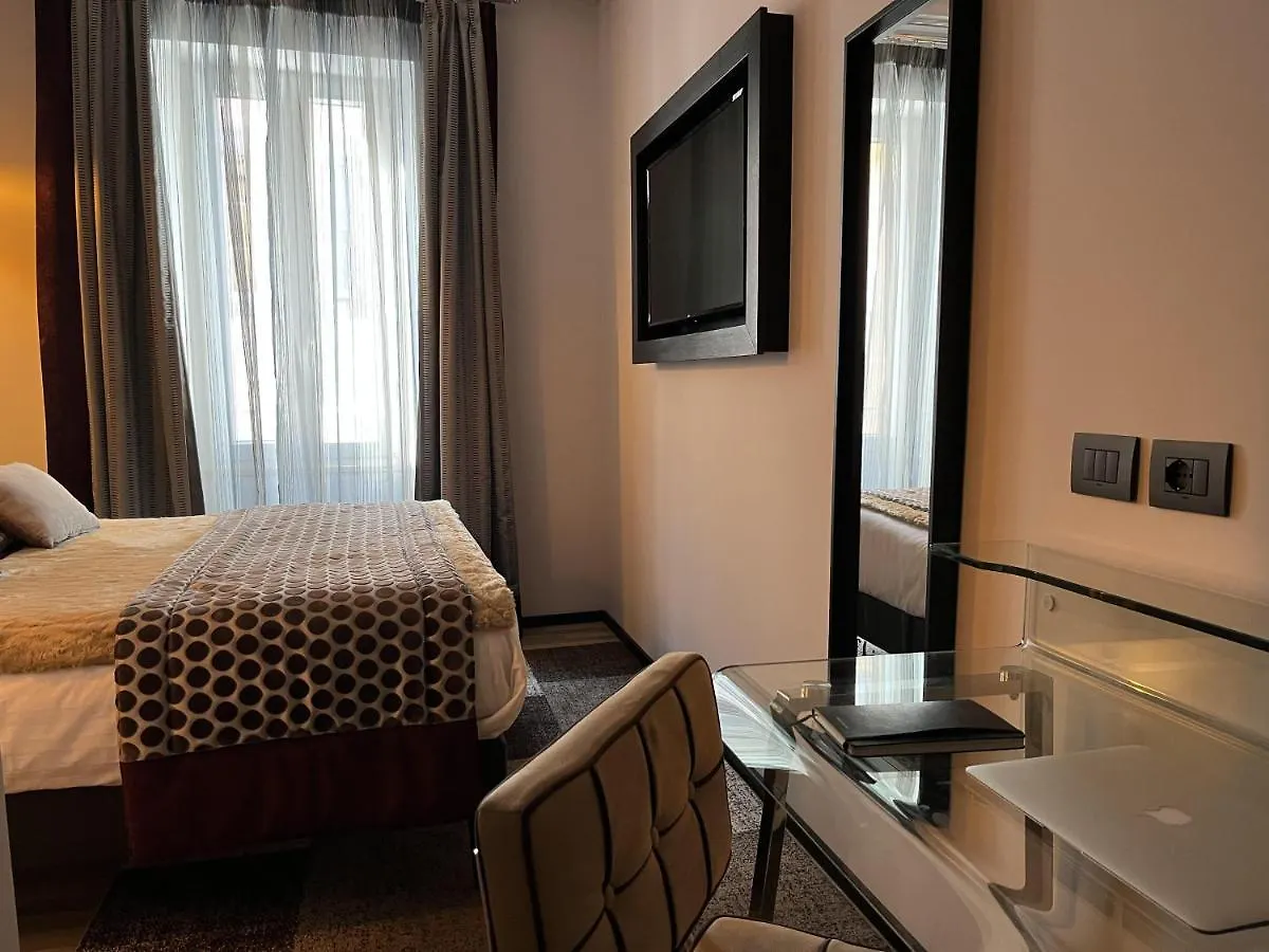 Flâneur - Rooms&Suites by Visconti Rome 0*,  Italie